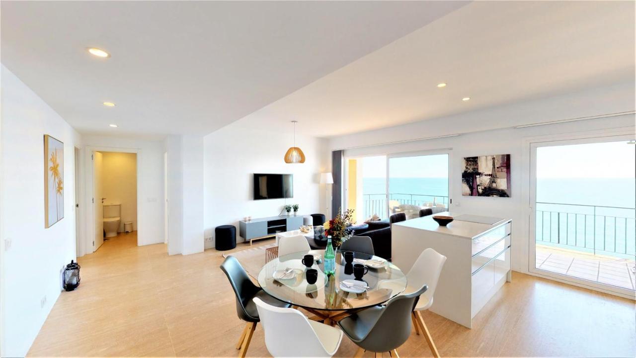 Olimpo - Fuengirola Beachfront Newly Renovated Apartment Exterior photo